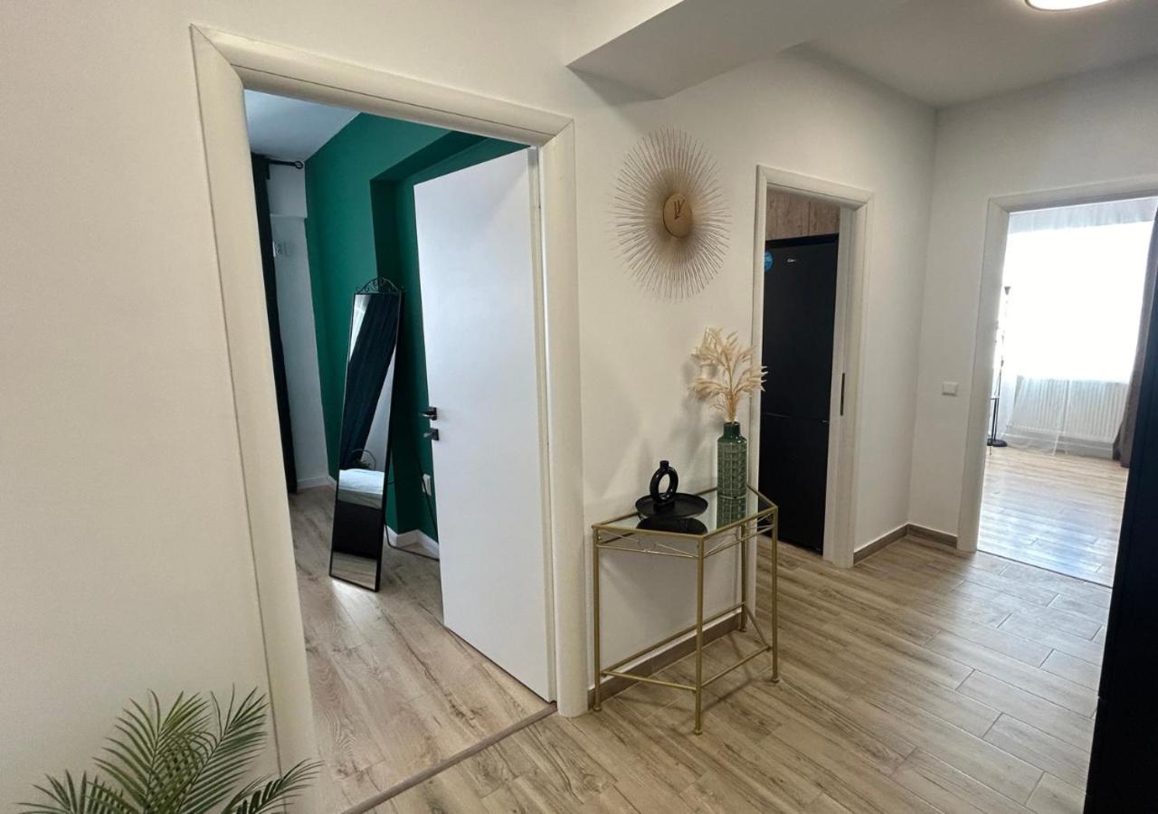 Abc - 42 Apartment