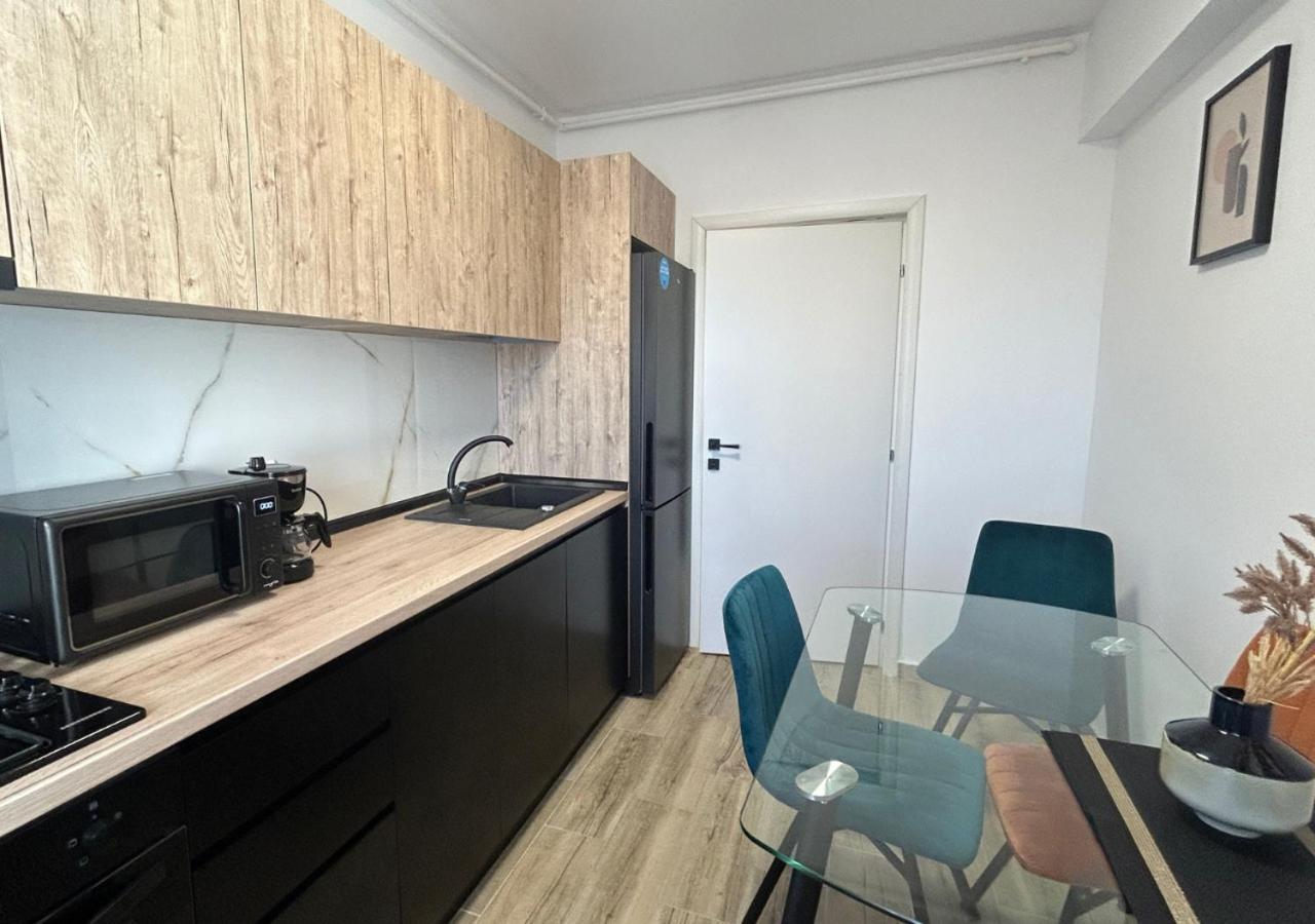 Apartment Abc - 42 *